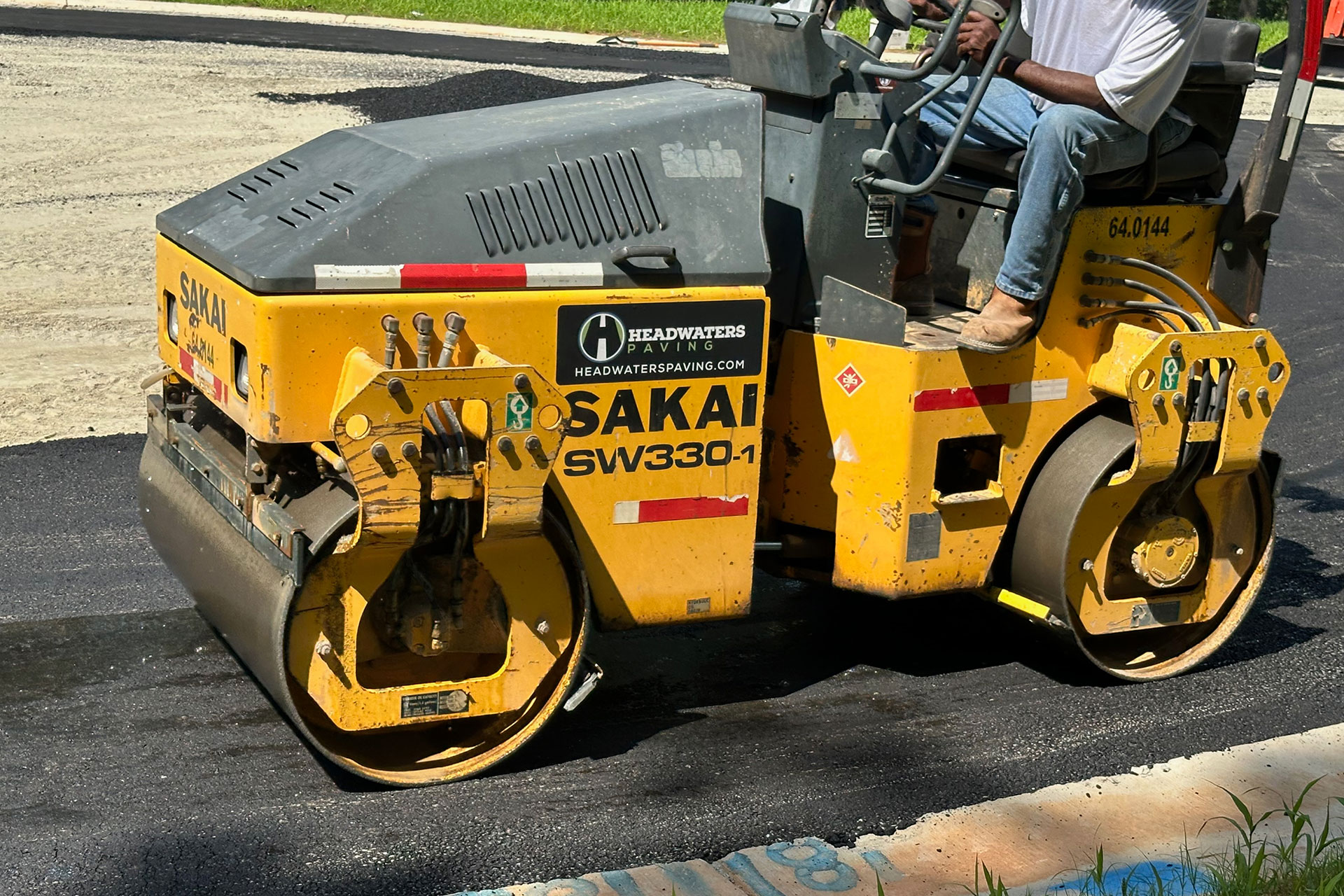 residential_asphalt_paving2